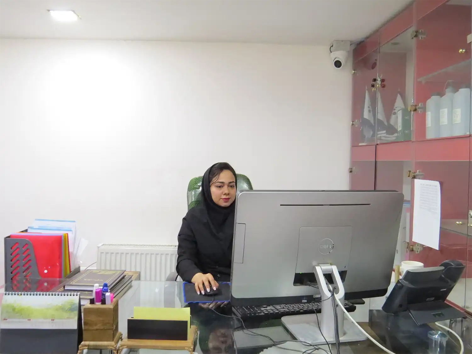 واحد منابع انسانی و اداری​
